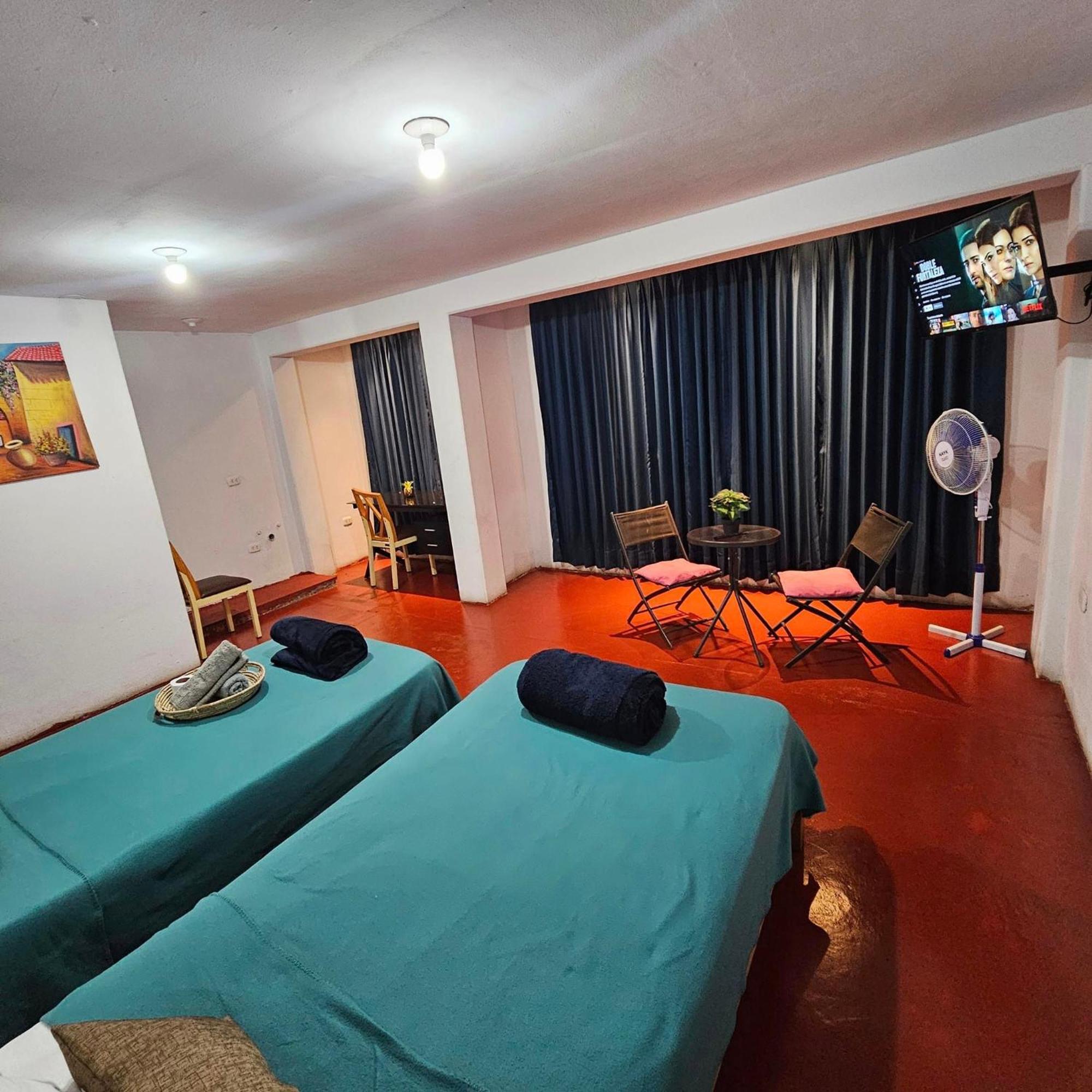 Lima Airport Hostel With Free Airport Pick Up Callao Eksteriør billede