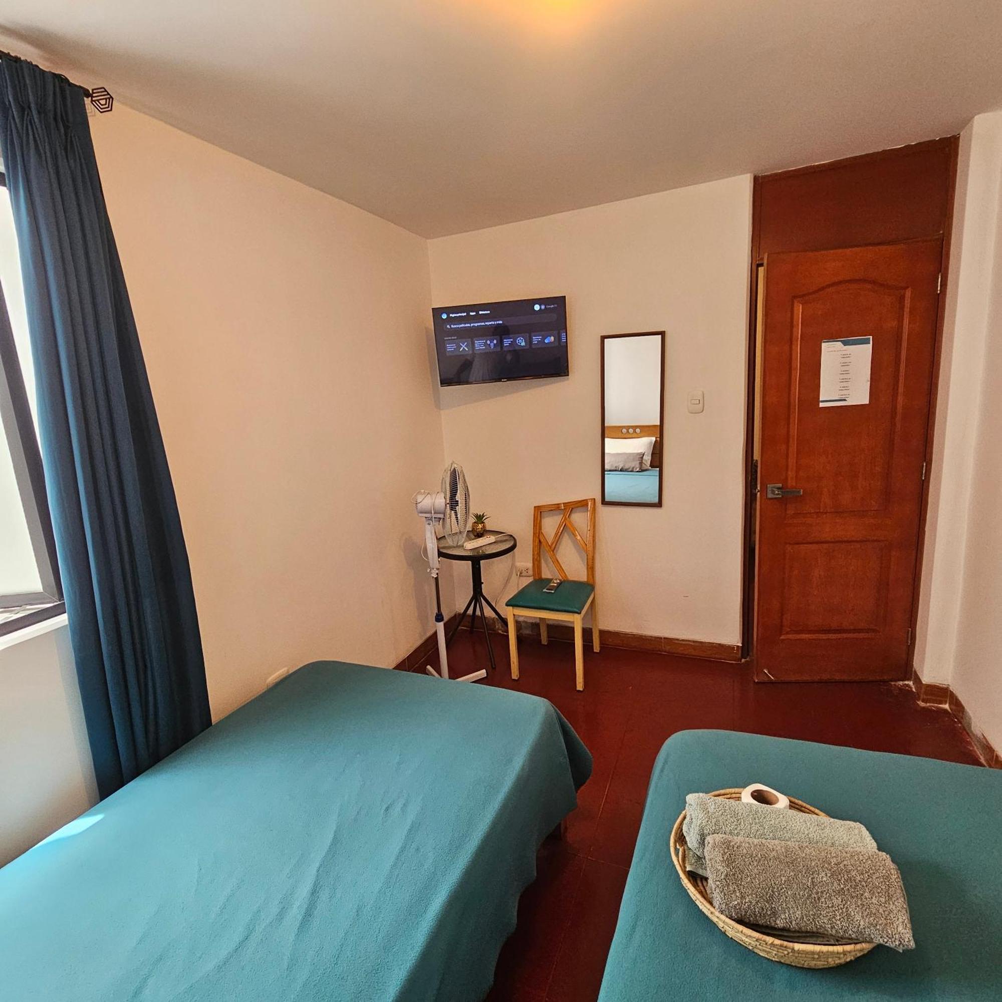 Lima Airport Hostel With Free Airport Pick Up Callao Eksteriør billede