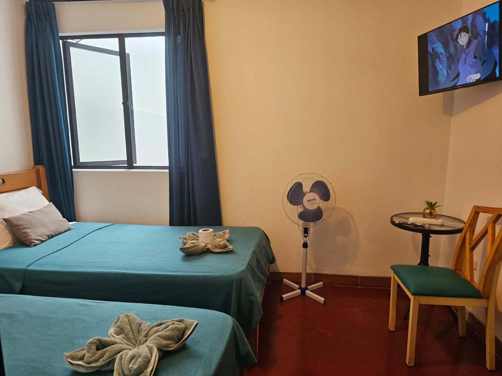 Lima Airport Hostel With Free Airport Pick Up Callao Eksteriør billede
